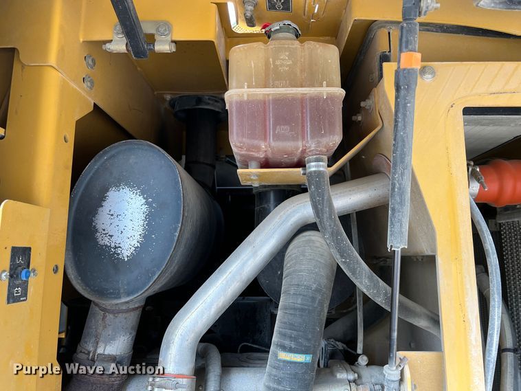 image for item IA9213 2005 Caterpillar 924G  wheel loader