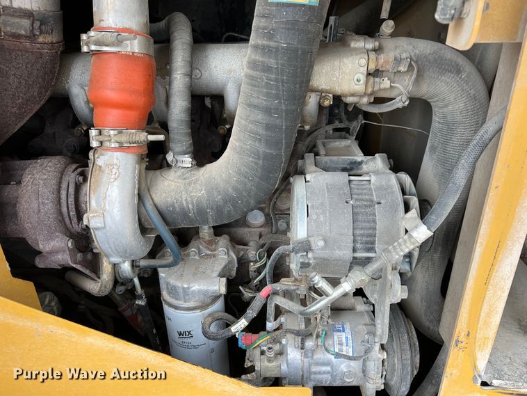 image for item IA9213 2005 Caterpillar 924G  wheel loader