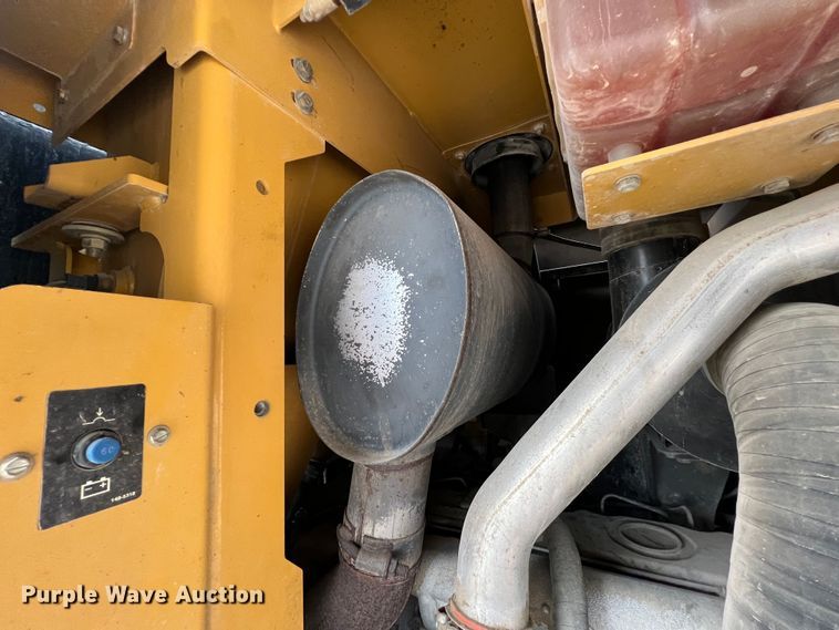 image for item IA9213 2005 Caterpillar 924G  wheel loader