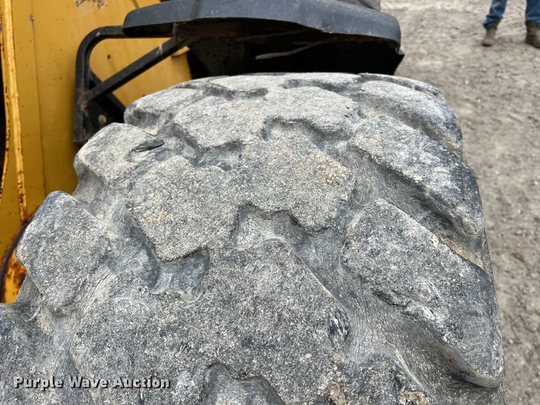 image for item IA9213 2005 Caterpillar 924G  wheel loader