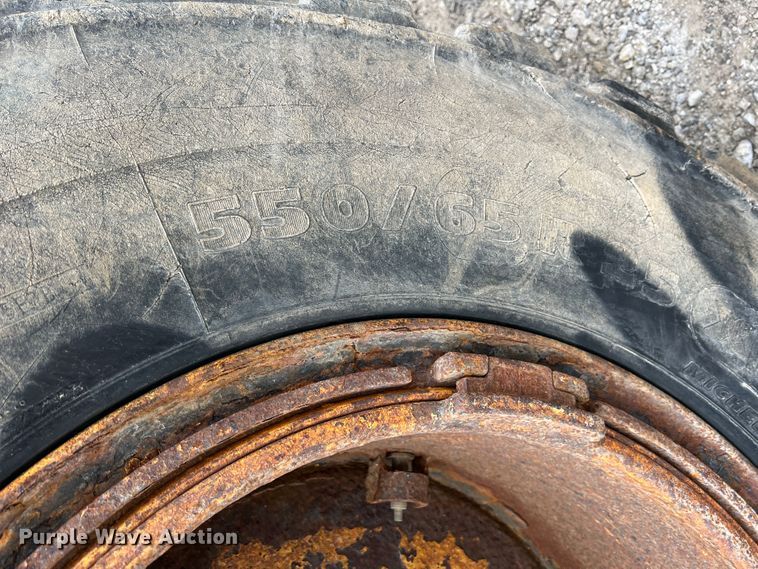 image for item IA9213 2005 Caterpillar 924G  wheel loader