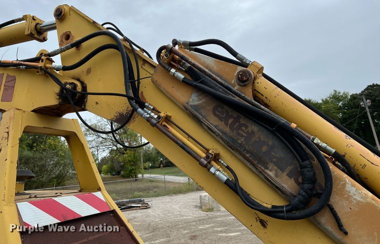 image for item IA9215 1992 Case 1085C  wheeled excavator