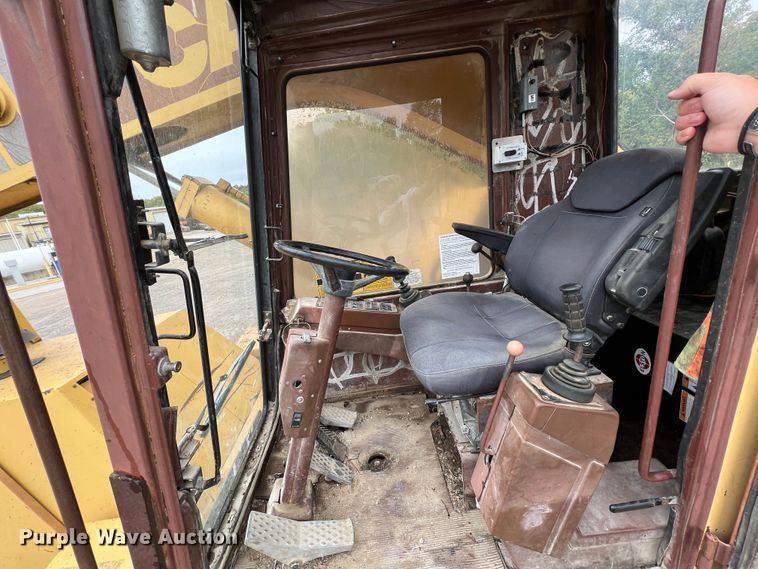 image for item IA9215 1992 Case 1085C  wheeled excavator