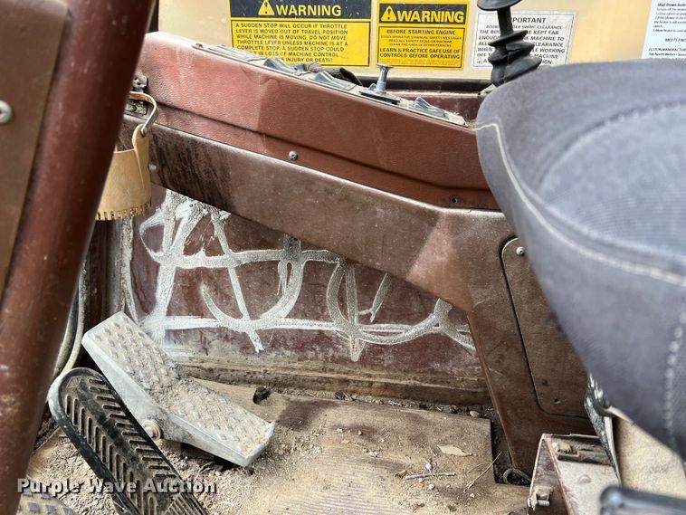 image for item IA9215 1992 Case 1085C  wheeled excavator