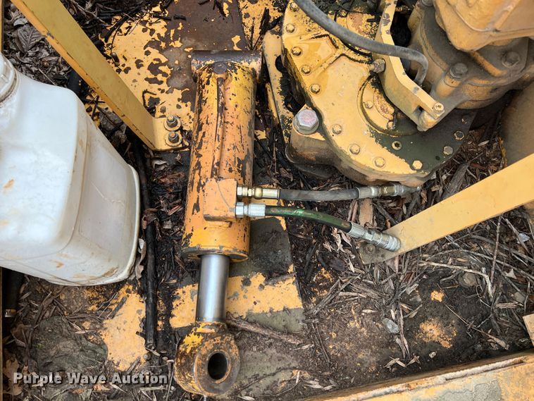 image for item IA9215 1992 Case 1085C  wheeled excavator