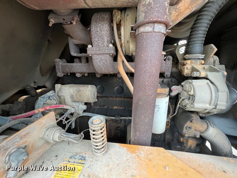 image for item IA9215 1992 Case 1085C  wheeled excavator