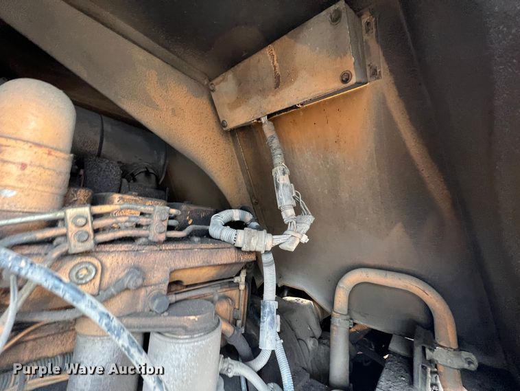 image for item IA9215 1992 Case 1085C  wheeled excavator