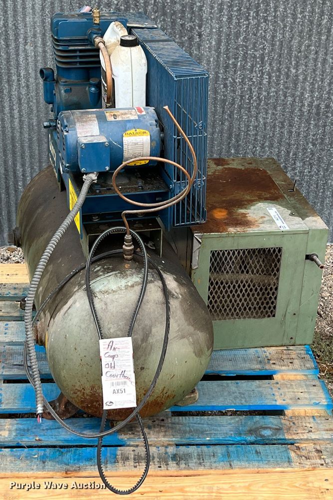 image for item IA9216 1963 Johnson 6009  air compressor