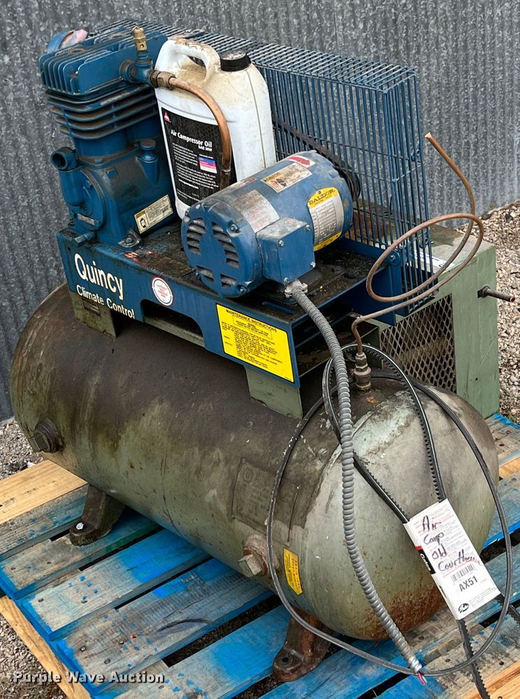 image for item IA9216 1963 Johnson 6009  air compressor