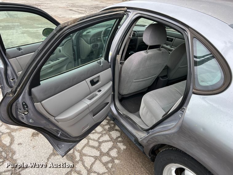 image for item IA9219 2007 Ford Taurus SE