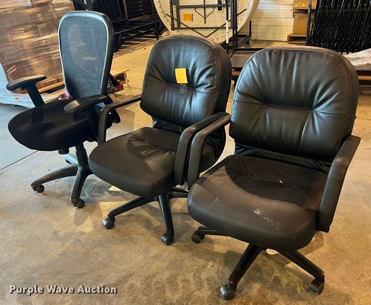 image for item IG9301 Approximately 40 chairs