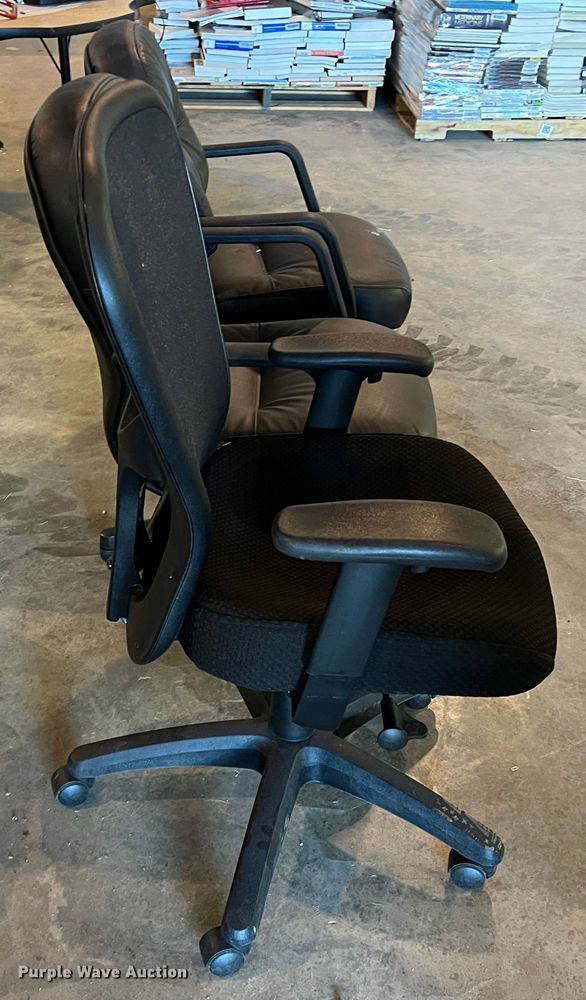 image for item IG9301 Approximately 40 chairs