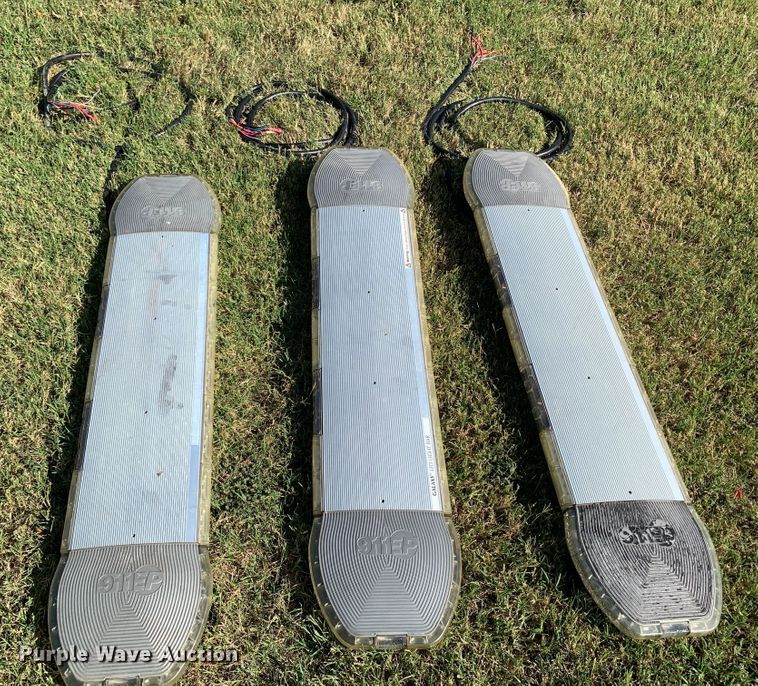 image for item IG9762 Automotive accessories