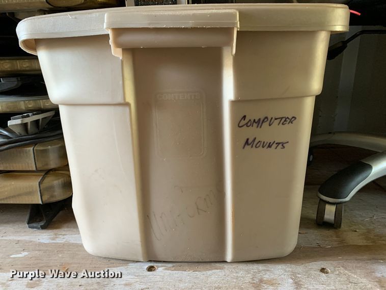 image for item IG9762 Automotive accessories