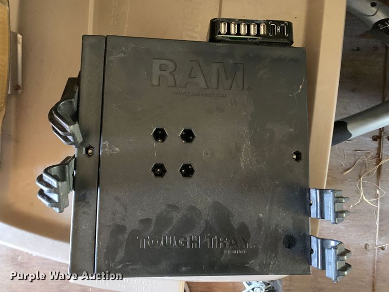 image for item IG9762 Automotive accessories