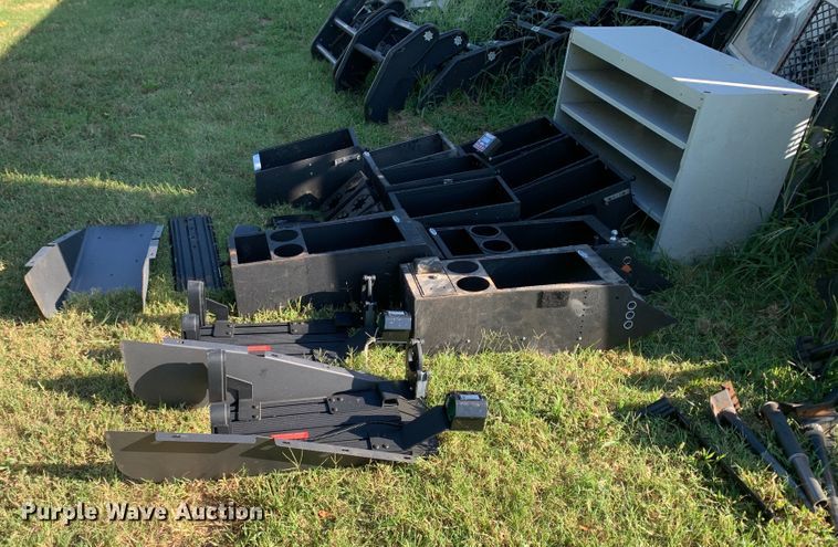 image for item IG9766 Automotive accessories