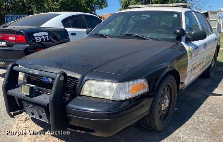 image for item IG9770 2009 Ford Crown Victoria Police Interceptor