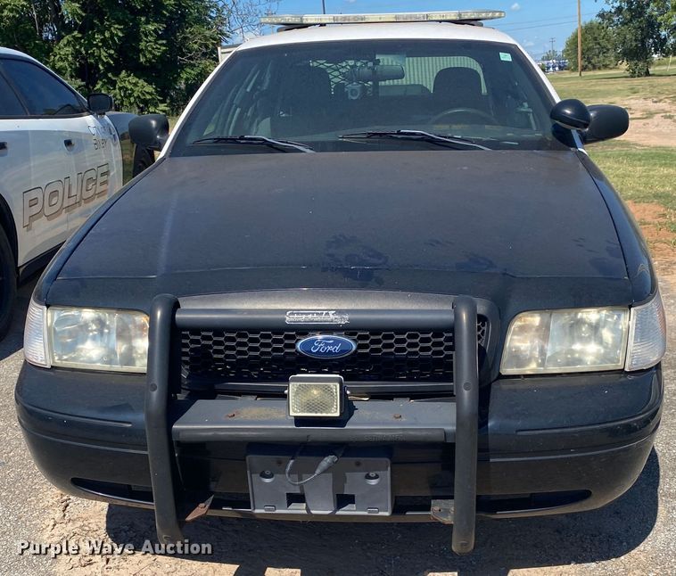 image for item IG9770 2009 Ford Crown Victoria Police Interceptor