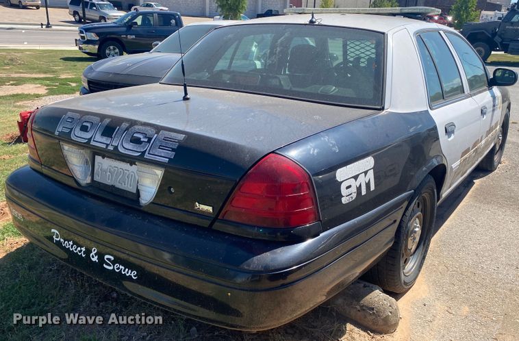 image for item IG9770 2009 Ford Crown Victoria Police Interceptor