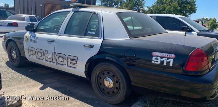 image for item IG9770 2009 Ford Crown Victoria Police Interceptor