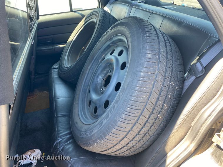 image for item IG9770 2009 Ford Crown Victoria Police Interceptor