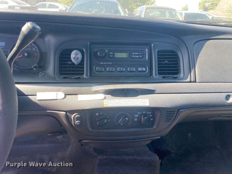 image for item IG9772 2009 Ford Crown Victoria Police Interceptor