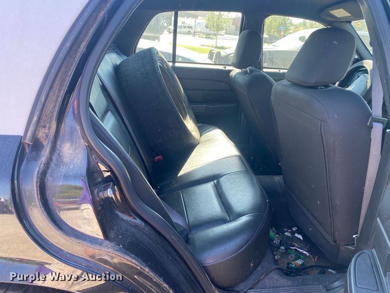 image for item IG9772 2009 Ford Crown Victoria Police Interceptor