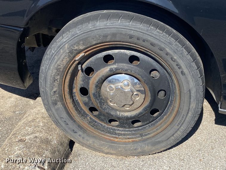 image for item IG9772 2009 Ford Crown Victoria Police Interceptor