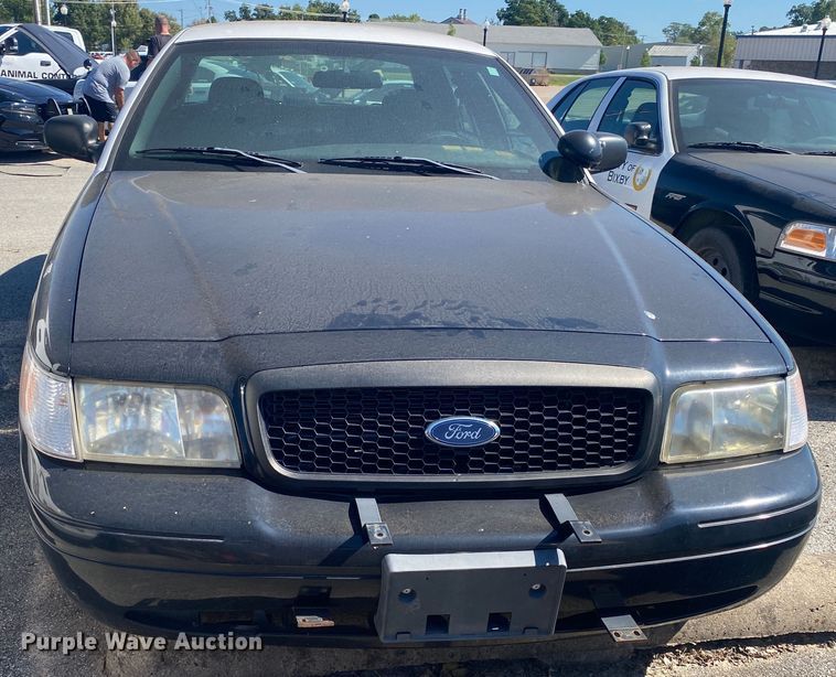 image for item IG9773 2009 Ford Crown Victoria Police Interceptor