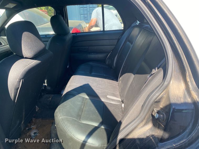 image for item IG9773 2009 Ford Crown Victoria Police Interceptor