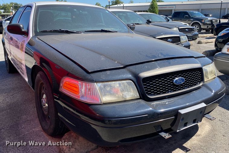 image for item IG9774 2009 Ford Crown Victoria Police Interceptor