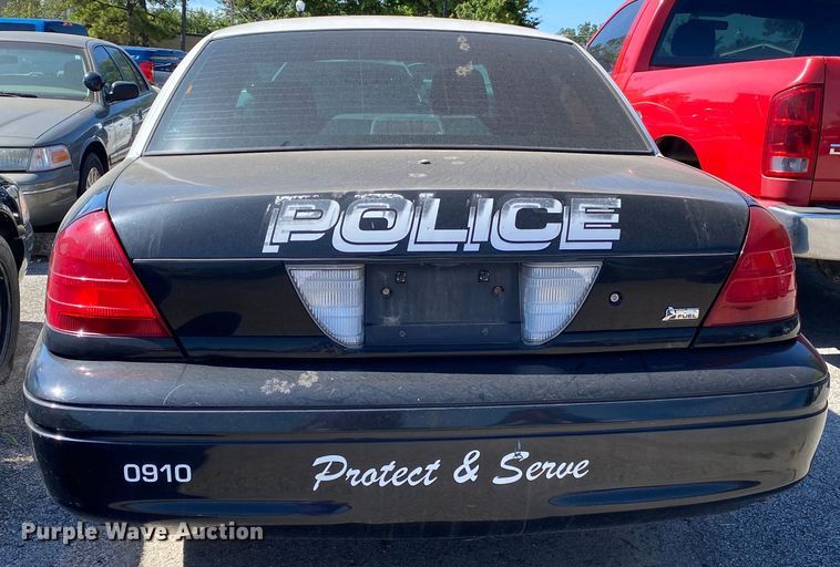 image for item IG9774 2009 Ford Crown Victoria Police Interceptor