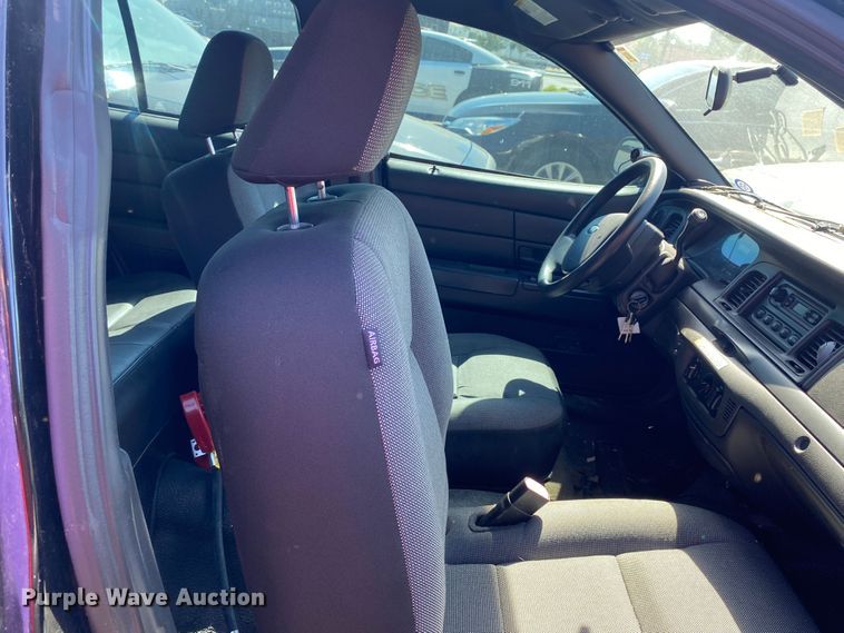 image for item IG9774 2009 Ford Crown Victoria Police Interceptor