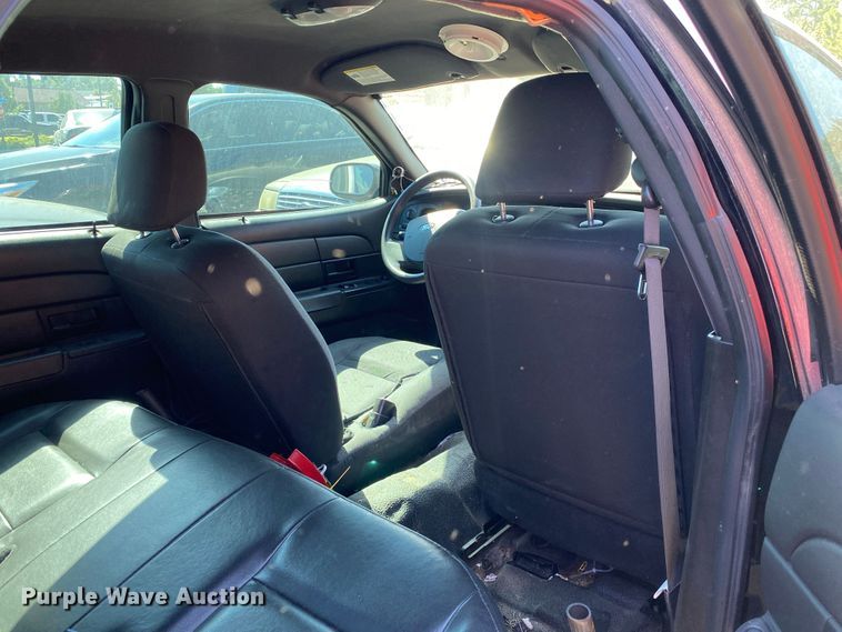 image for item IG9774 2009 Ford Crown Victoria Police Interceptor