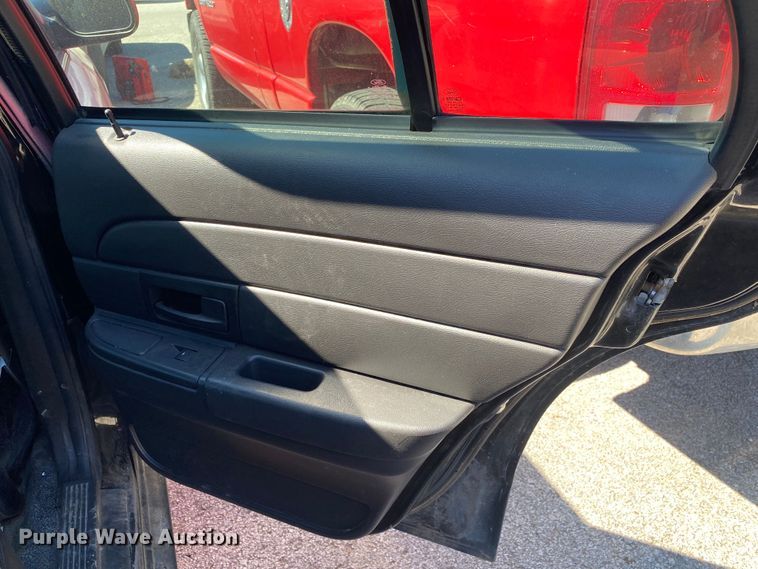 image for item IG9774 2009 Ford Crown Victoria Police Interceptor