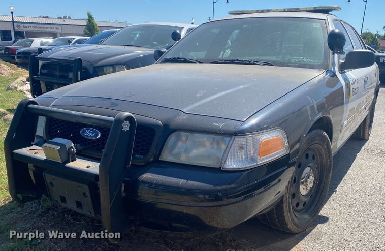 image for item IG9775 2009 Ford Crown Victoria Police Interceptor