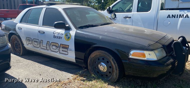 image for item IG9775 2009 Ford Crown Victoria Police Interceptor