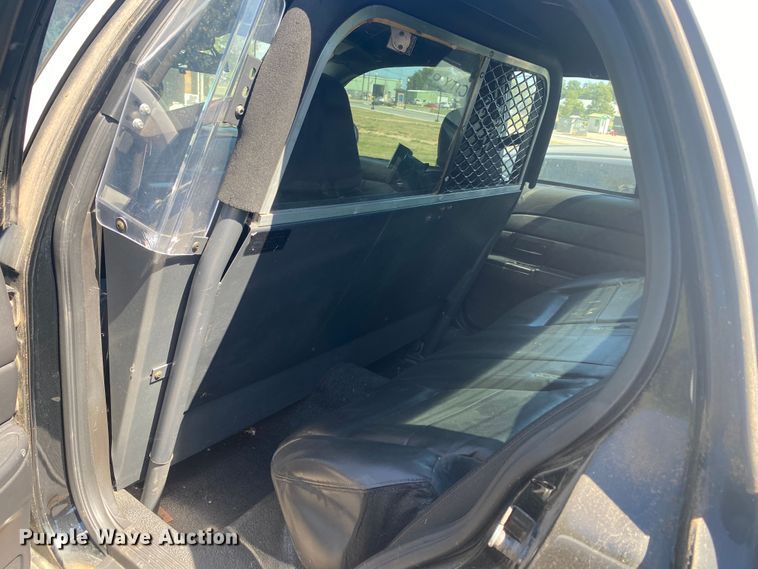 image for item IG9775 2009 Ford Crown Victoria Police Interceptor