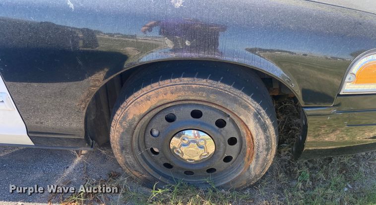 image for item IG9775 2009 Ford Crown Victoria Police Interceptor