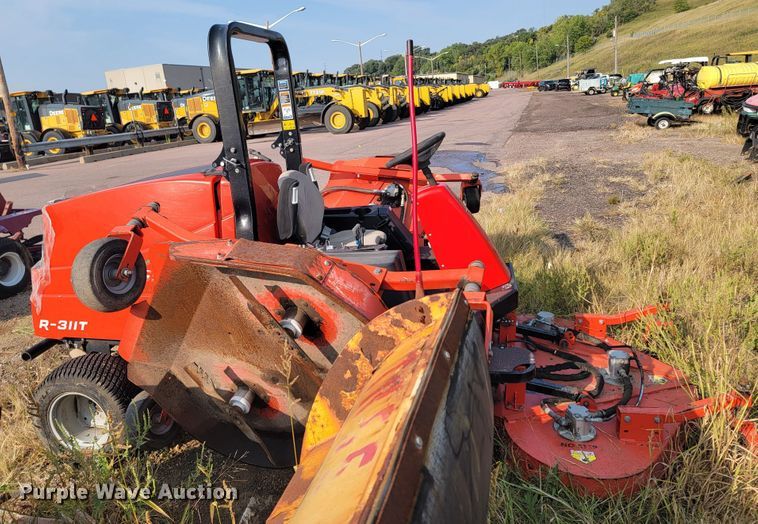 image for item JC9564 Jacobsen R-311T  lawn mower