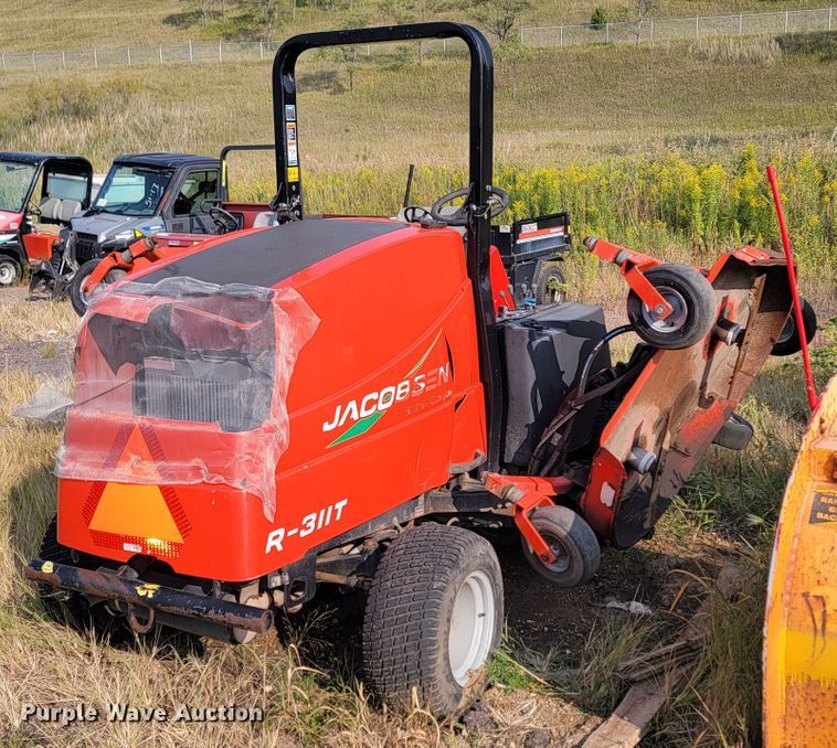 image for item JC9564 Jacobsen R-311T  lawn mower