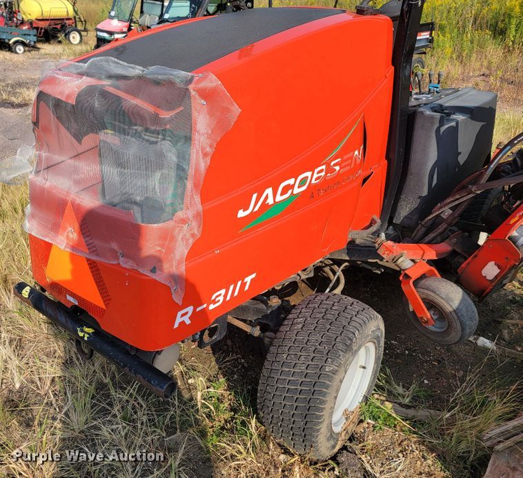 image for item JC9564 Jacobsen R-311T  lawn mower