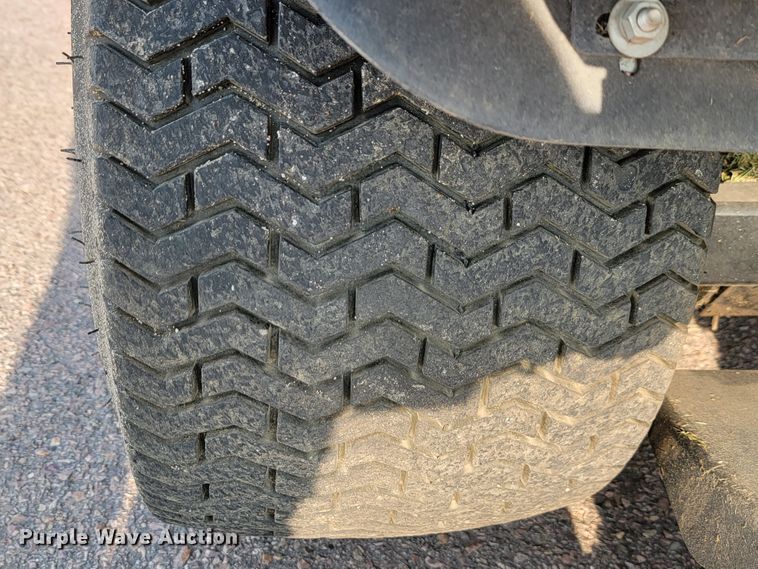 image for item JC9565 Jacobsen HR 9016  lawn mower