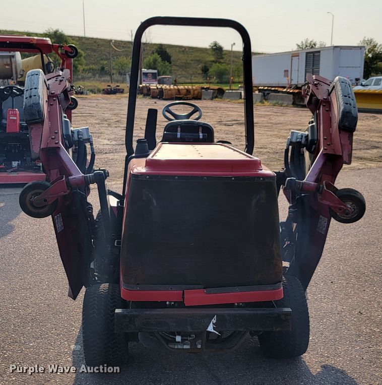 image for item JC9566 Toro Groundsmaster 4000D  lawn mower