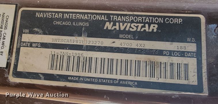 image for item JC9568 1996 International 4700  fuel truck