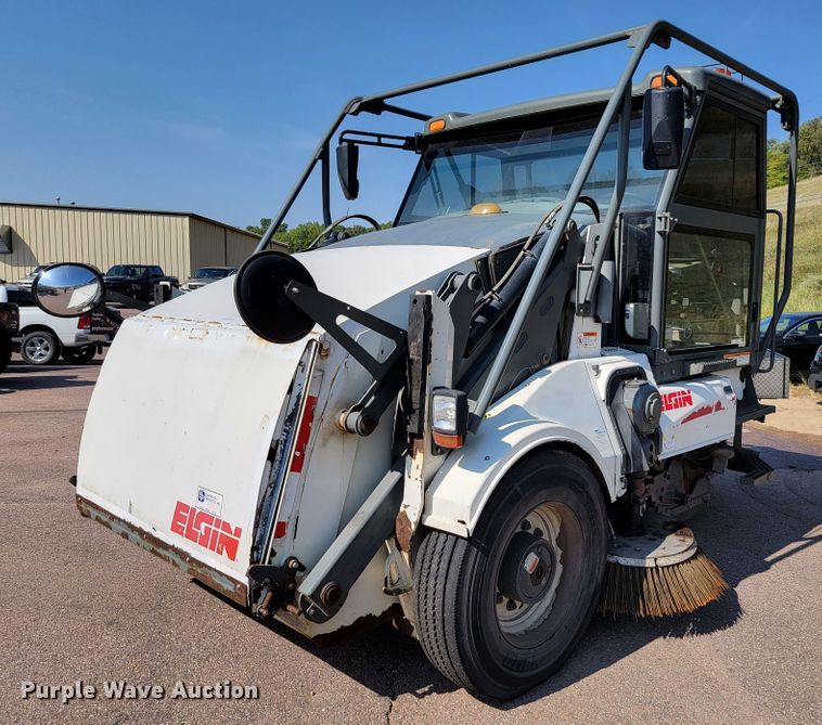 image for item JC9588 Elgin Pelican  street sweeper