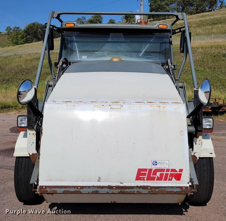 image for item JC9588 Elgin Pelican  street sweeper