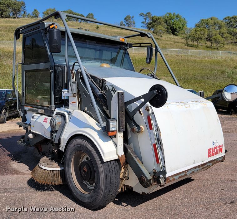 image for item JC9588 Elgin Pelican  street sweeper