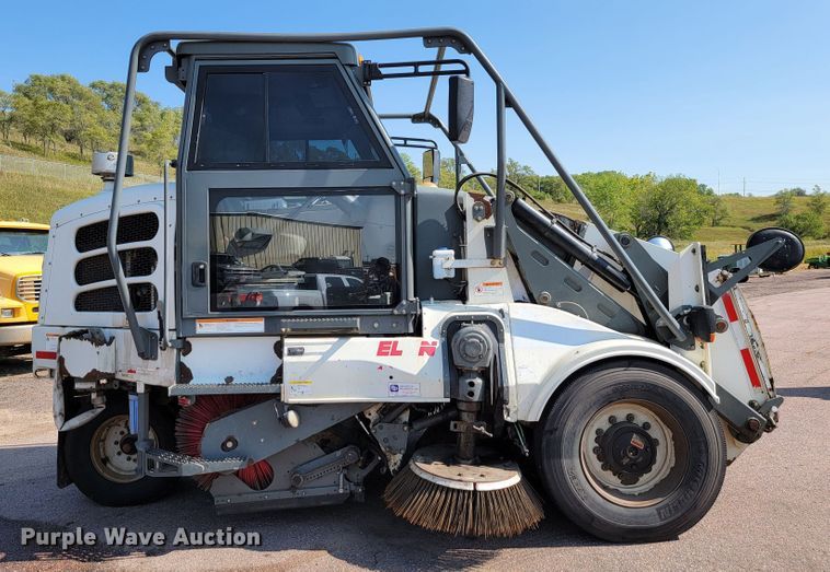 image for item JC9588 Elgin Pelican  street sweeper