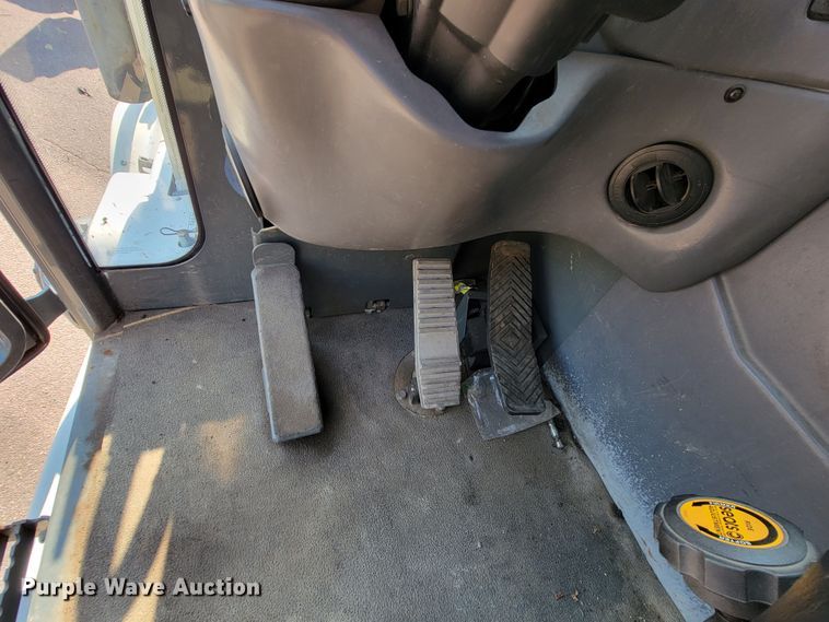 image for item JC9588 Elgin Pelican  street sweeper